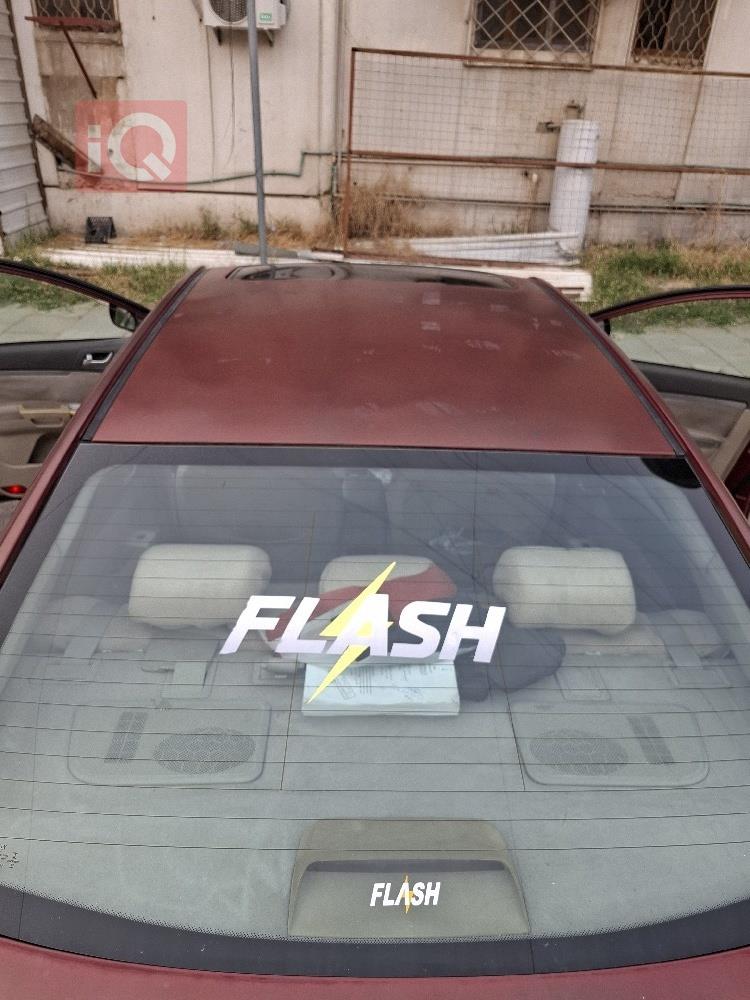 جیلی ئێم گراند EC7